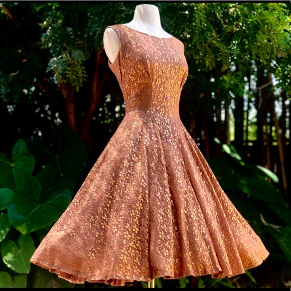 Vintage Dresses & Skirts - 1950s Vintage Fit n’ Flare Dress